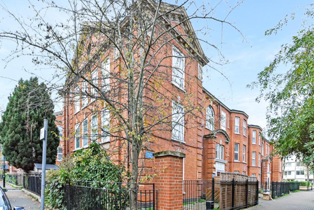Family Friendly, Zone 2, 2 Beds, Overground London Ngoại thất bức ảnh